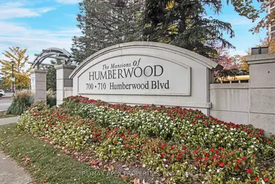 710 Humberwood Boulevard 1415, Toronto W10, On M9w 7j5