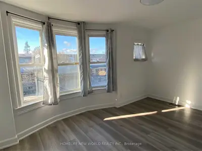 1071 Dufferin Street 2nd Fl, Toronto W02, ON M6H 4B5
