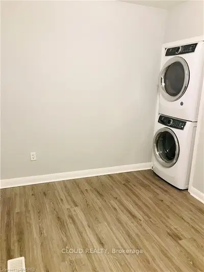 383 MORDEN Road, Oakville, ON L6K 2S9