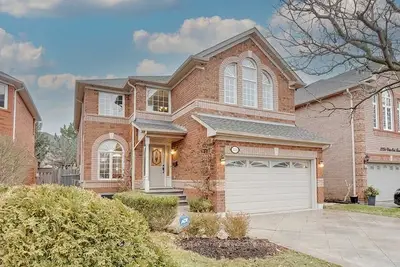 2232 Vista Oak Road, Oakville, ON L6M 3L8