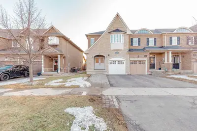 2244 Stone Glen Crescent, Oakville, ON L6M 1R1