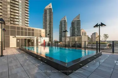 10 Park Lawn Road Ph 5, Toronto W06, ON M8Y 3H8