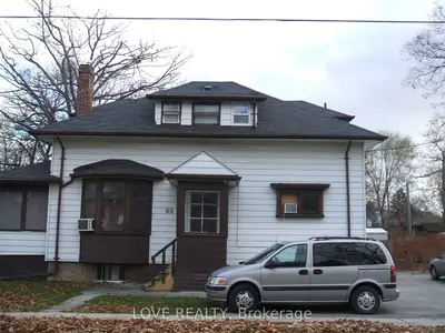 60 Long Branch Avenue Apt # 4, Toronto W06, ON M8W 3J2