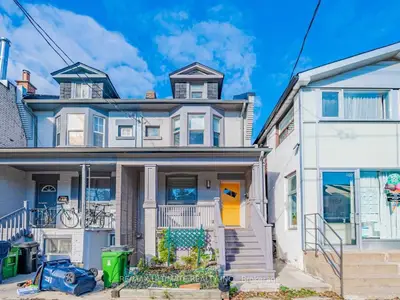 104 Hallam Street, Toronto W02, ON M6H 1W8