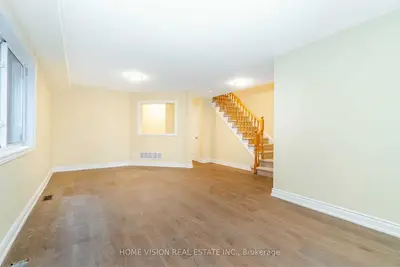 918 Marygrace Court -Main, Mississauga, ON L5V 2V7
