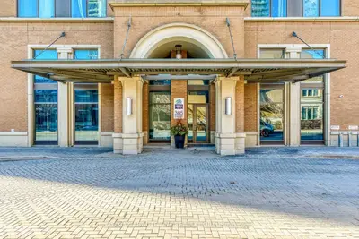 385 Prince Of Wales Drive 1011, Mississauga, ON L5B 0C6