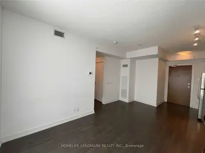 2220 Lakeshore Boulevard 3210, Toronto W06, ON M8V 0C1