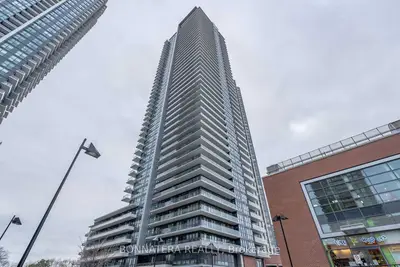 10 Parklawn Road 3907, Toronto W06, ON M8V 0H9