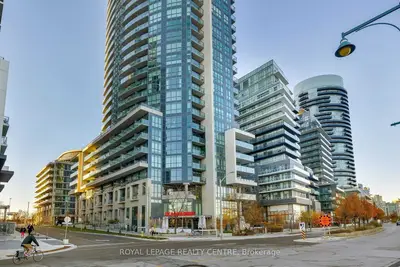 59 Annie Craig Drive Ph3705, Toronto W06, ON M8V 0C5