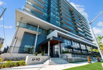 10 De Boers Drive Th104, Toronto W05, ON M3J 0H1