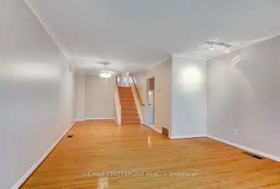 3716 Woodruff Crescent, Mississauga, ON L4T 1T9