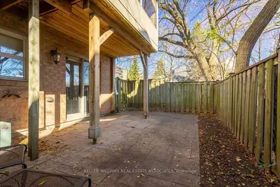 60 John Street, Oakville, On L6k 3r8