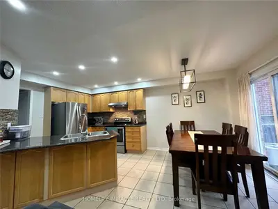 3852 Barley Trail, Mississauga, ON L5M 6N2