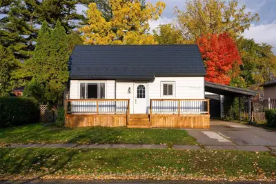 139 Elmwood Road, Oakville, ON L6K 2A6