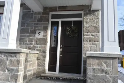 2362 NEW Street 5, Burlington, ON L7R 1J6