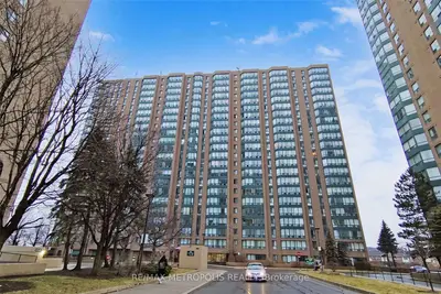 155 Hillcrest Avenue 706, Mississauga, ON L5B 3Z2