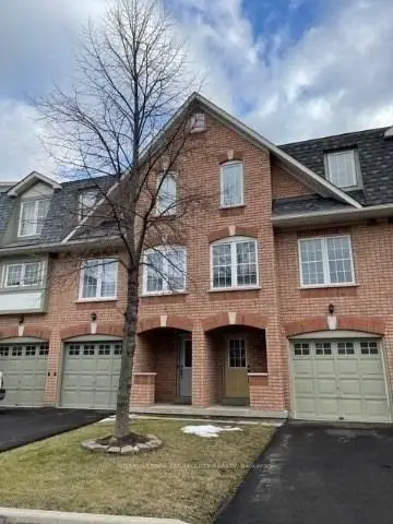 3030 Breakwater Court 274, Mississauga, On L5b 0a2