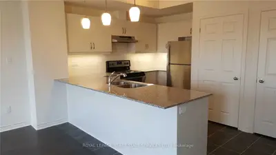 2420 BARONWOOD Drive 26-04, Oakville, ON L6M 0X6