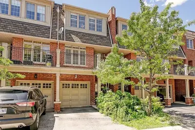 95 Kerr Street 9, Oakville, On L6k 3a2
