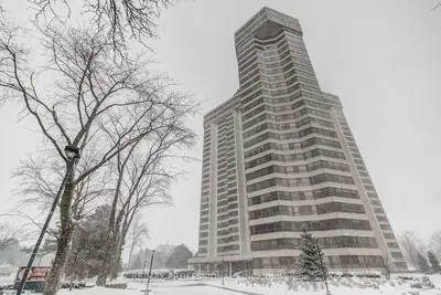 1300 Bloor Street 709, Mississauga, ON L4Y 3Z2