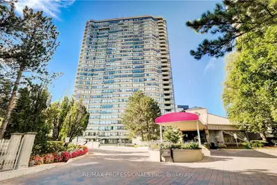 1300 Islington Avenue 2804, Toronto W08, ON M9A 5C4