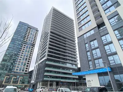 30 Samuel Wood Way 2311, Toronto W08, ON M9B 0C9