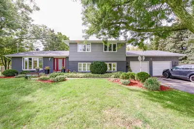 8206 Hornby Road, Halton Hills, ON L7G 4S5