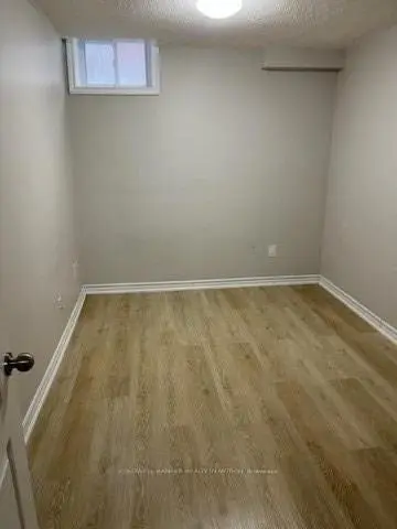 2779 Galleon Crescent Lower, Mississauga, ON L5M 5T9