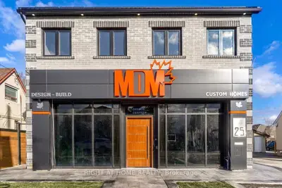 25 Queen Street S Upperle, Mississauga, ON L5M 1K2