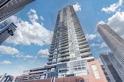 2200 Lakeshore Boulevard 1107, Toronto W06, ON M8V 1A4