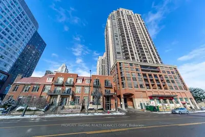 320 City Centre Drive 205, Mississauga, ON L5B 4N3