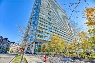 105 The Queensway Street 1416, Toronto W01, ON M6S 5B5