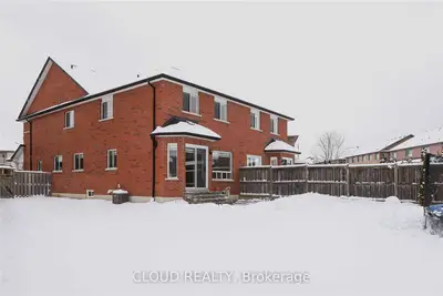 5315 Roadside Way, Mississauga, ON L5M 0H9