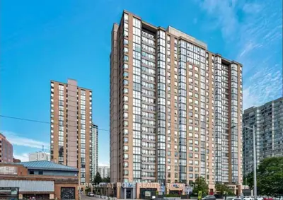 265 Enfield Place 603, Mississauga, ON L5B 3Y6