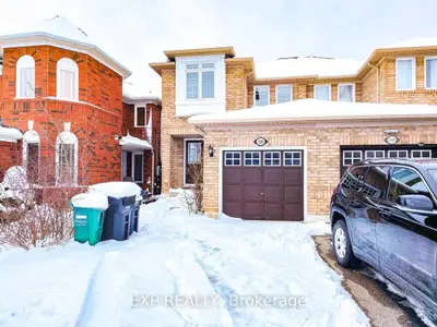 3385 Wild Cherry Lane, Mississauga, ON L5N 7N7
