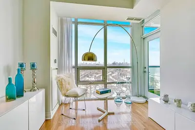 1900 Lake Shore Boulevard W 1509, Toronto W01, On M6s 1a4