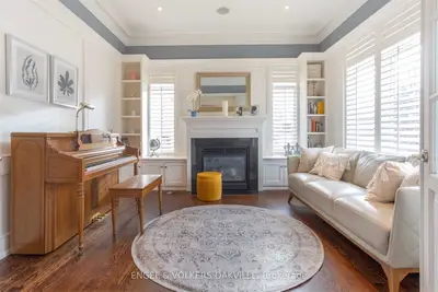 159 Jones Street, Oakville, ON L6L 3E8