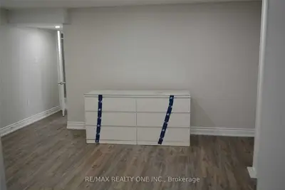 3175 Parkerhill Road, Mississauga, ON L5B 1V7