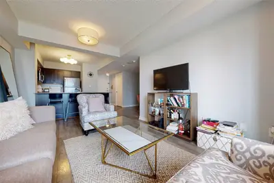 816 Lansdowne Avenue 803, Toronto W02, ON M6H 4K6