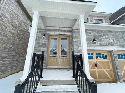 84 Stowmarket Street, Caledon, ON L7C 4B1