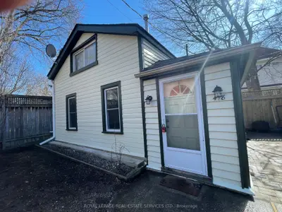 418 Reynolds Street S At Back, Oakville, On L6j 3m4