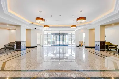 2155 Burnhamthorpe Road W 805, Mississauga, On L5l 5p4