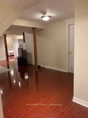 3353 Gumwood Road, Mississauga, ON L5N 8A4