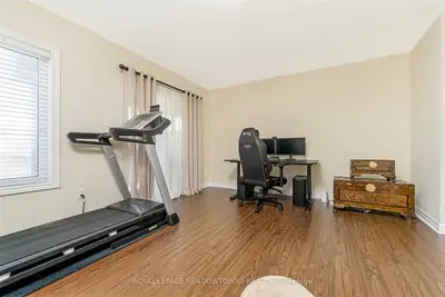6995 Glory Court, Mississauga, ON L5N 7E2