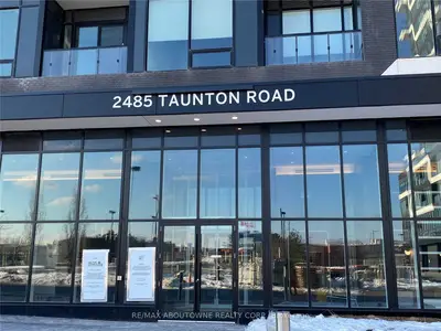 2485 TAUNTON Road 1225, Oakville, ON L6H 3R8