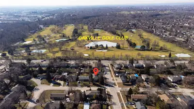 8 Sewell Drive, Oakville, ON L6H 1C4