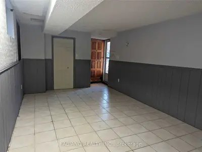 2914 Windjammer Road Lower, Mississauga, ON L5L 1S7