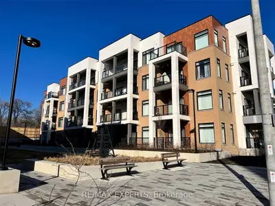 120 Canon Jackson Drive 106, Toronto W03, ON M6M 0B6