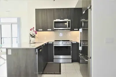 35 Watergarden Drive 1714, Mississauga, ON L5R 0G8