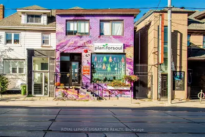 2257 Dundas Street W 2, Toronto W01, On M6r 1x6